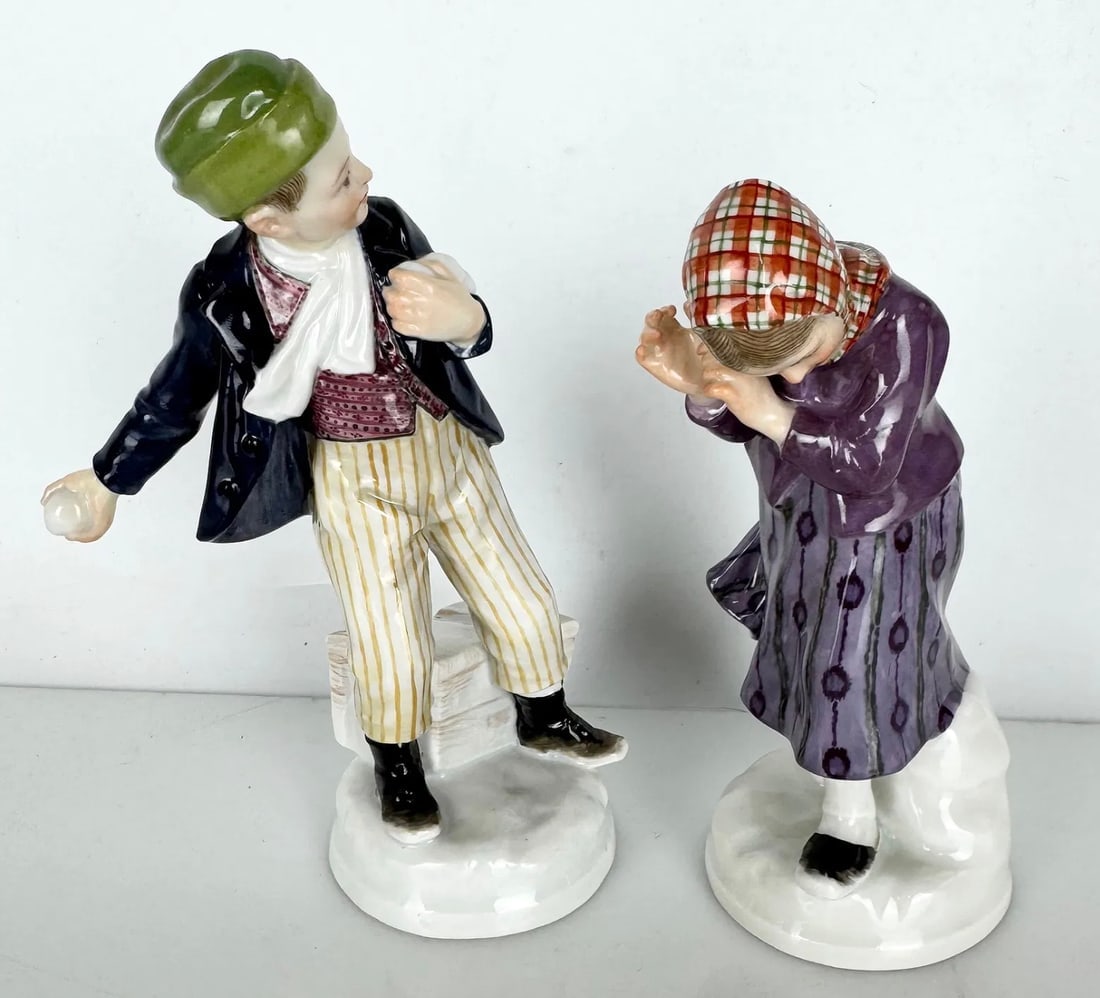 A PAIR OF MEISSEN FIGURES: Circa 1900. First quality. Measures 5 inches tall. In excellent condition. Estimate $1500-2000