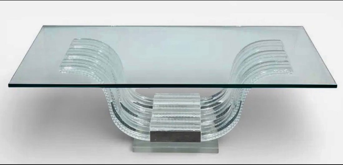 LALIQUE PERLES D'EAU COFFEE TABLE: Etched Lalique / France, dated 26.11. 2001 and No 14.height 14 1/2in (37cm); width 47 1/4in (36cm); depth 31 1/4in (79cm).In good condition. Retailed for $40,000 .Estimate $15000-20000