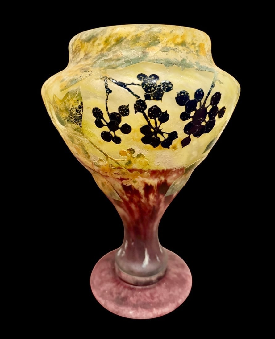 A LARGE DAUM NANCY VASE - 3