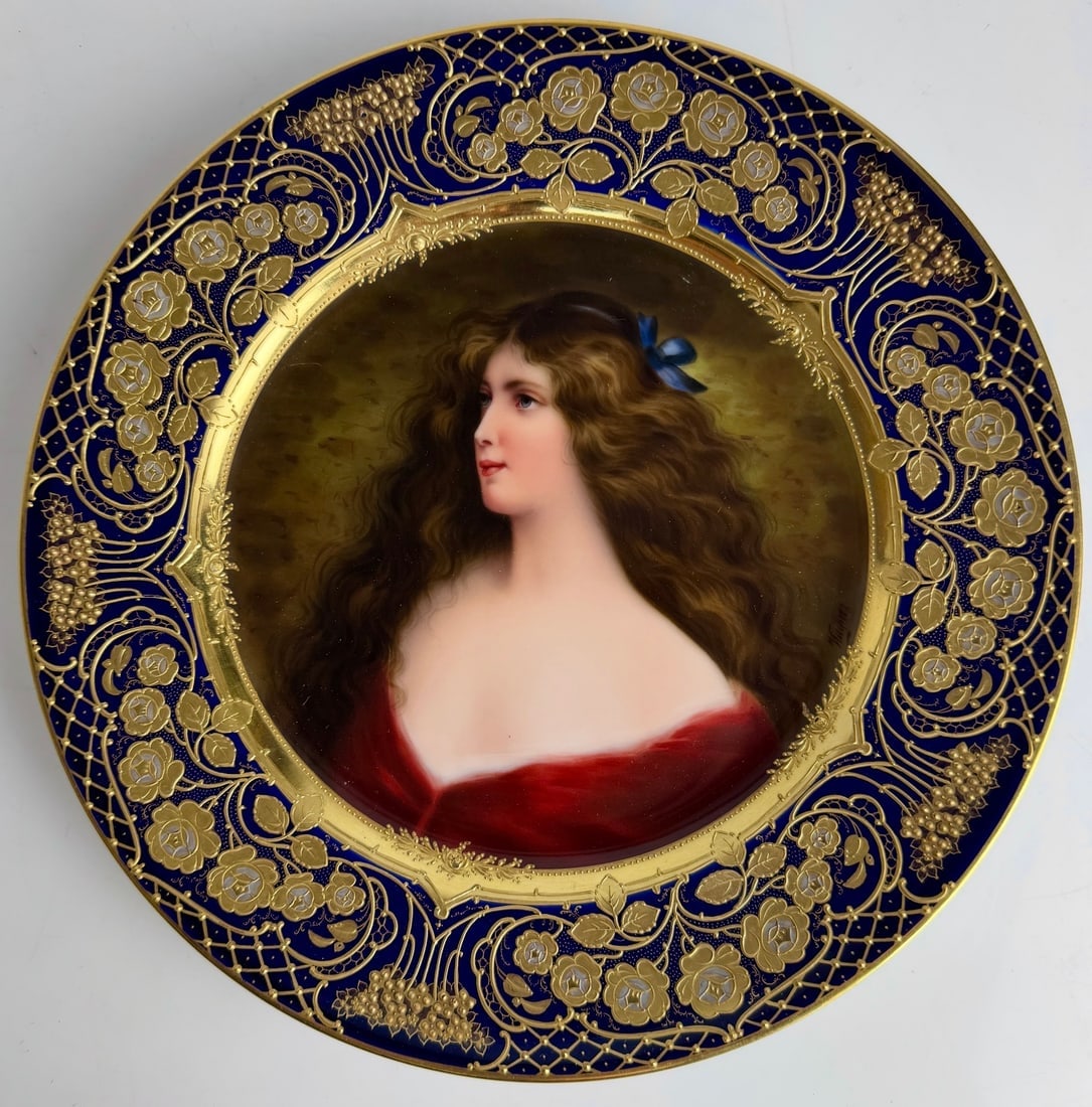 ROYAL VIENNA PLATE SIGNED WAGNER: Circa 1900. Measures 10 inches d. In excellent condition. Estimate $1200-1500
