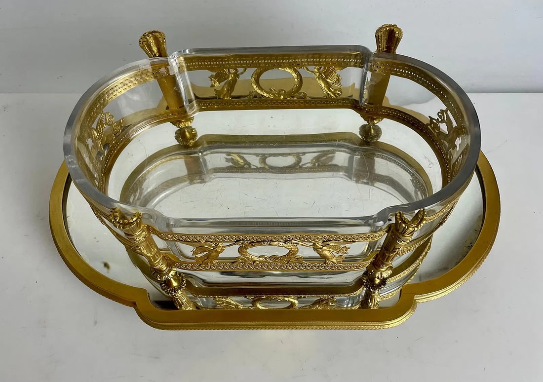 A MAGNIFICENT ORMOLU MOUNTED BACCARAT CENTREPIECE WITH PLATEAU - 2