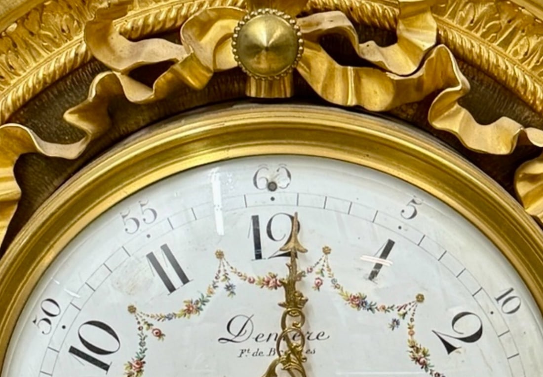 A FINE DENIER ORMOLU CLOCK - 3