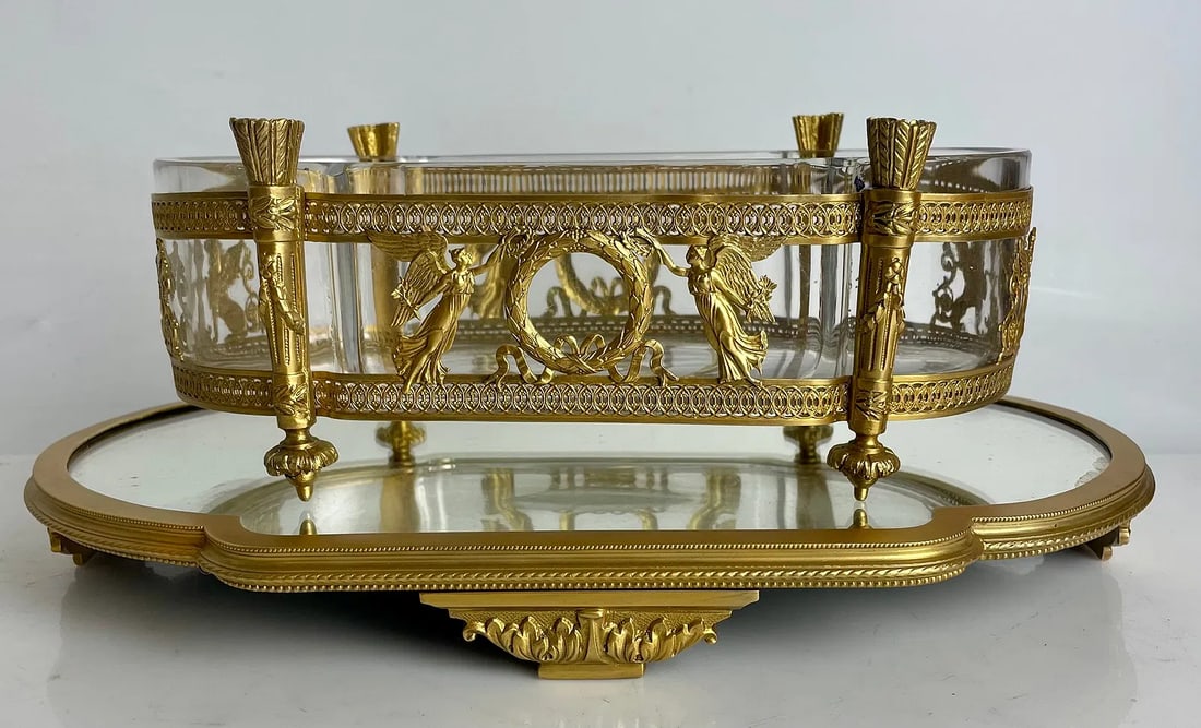 A MAGNIFICENT ORMOLU MOUNTED BACCARAT CENTREPIECE WITH PLATEAU (1 of 6)