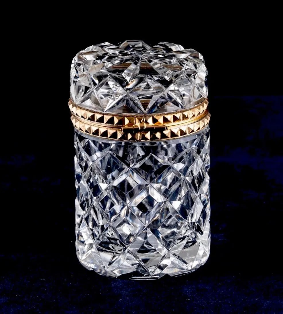 ORMOLU MOUNTED BACCARAT CRYSTAL BOX: Measures 5 inches h. In good condition, no chips, no breaks. Estimate $800-1000