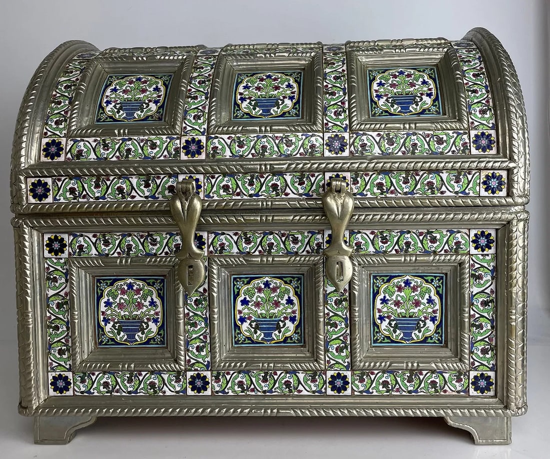 A LARGE ISLAMIC ENAMELLED BOX: Measures 21 inches x 18 inches x 15 inches . In very good condition. Estimate $2000-2500