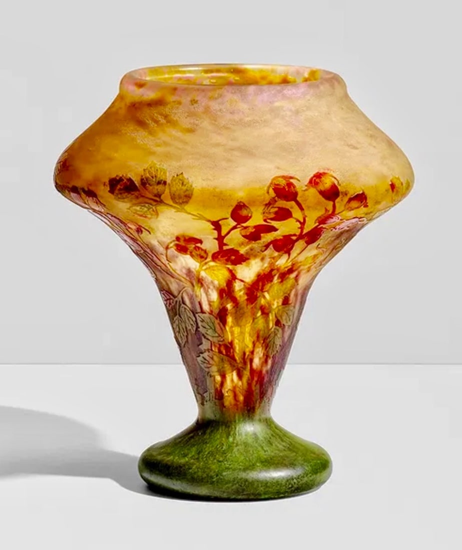 DAUM NAANCY VASE (1 of 1)