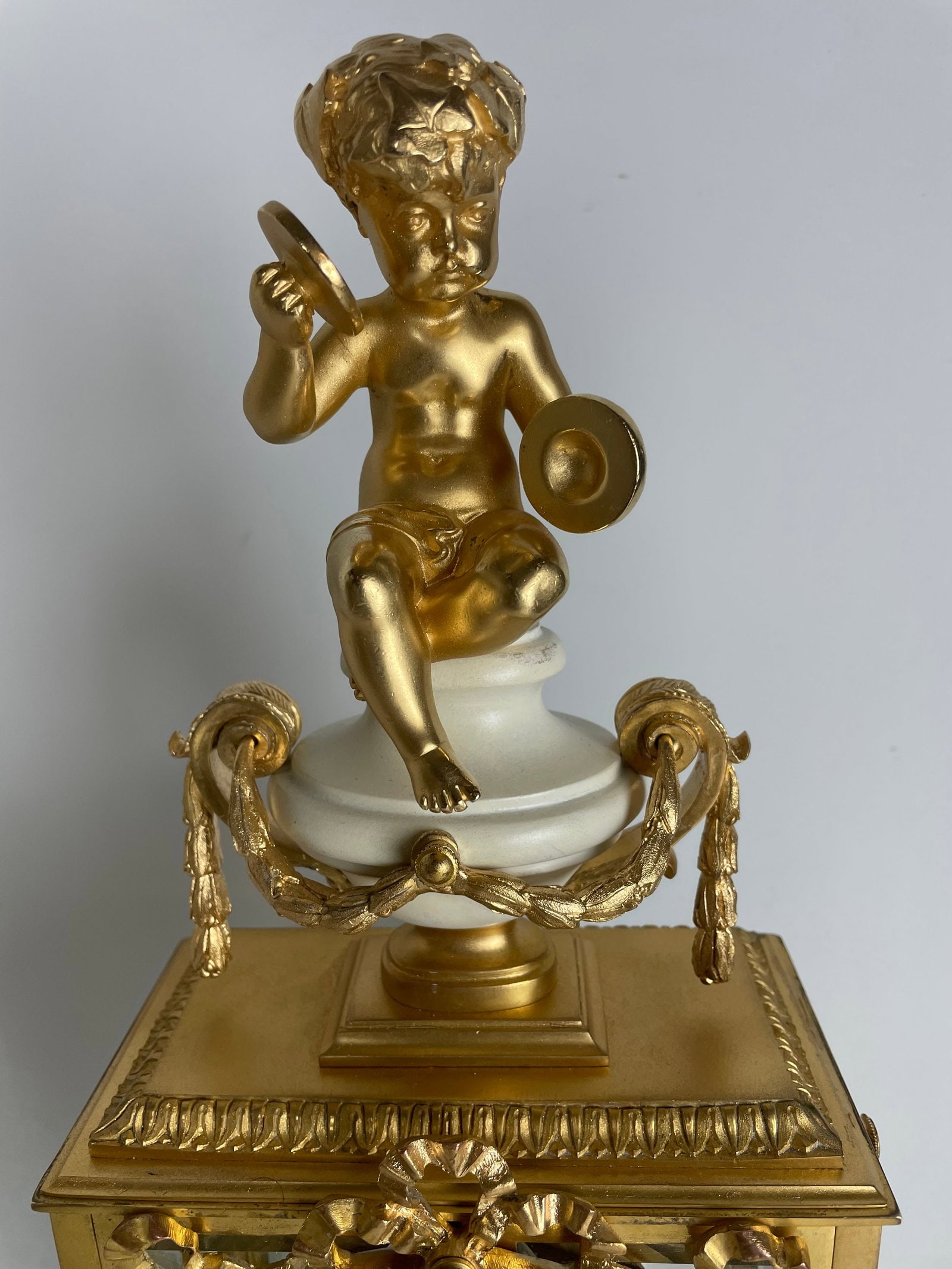 19TH C. ORMOLU MOUNTED MARBLE CLOCK - 3