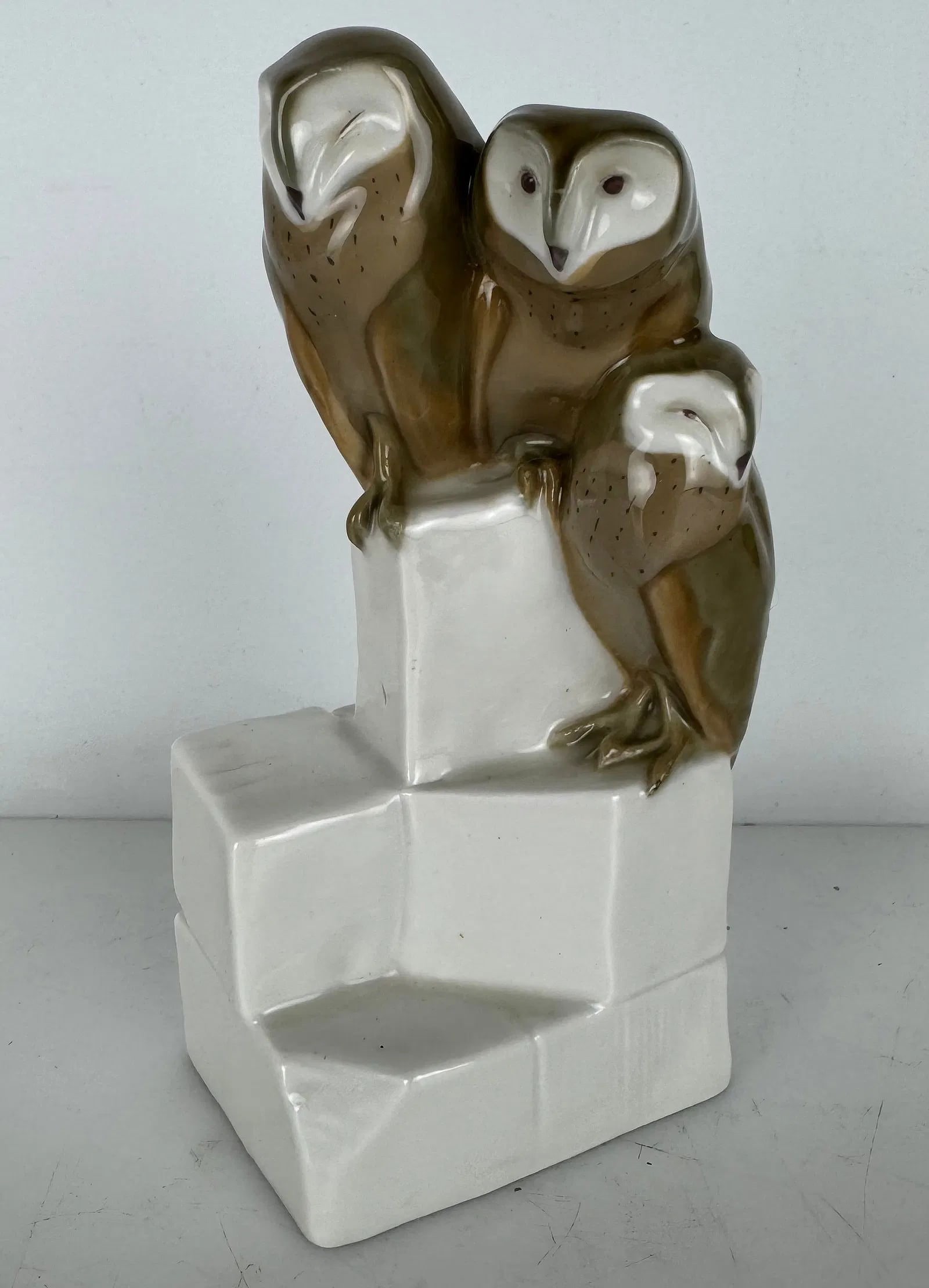 MEISSEN 3 OWLS GROUP: First quality Cross Swords Meissen mark on the bottom. Paul Walther design. Approx. Dimensions (in): 6.5 x 3.75 x 2. good condition, no breaks, no repairs. Estimate $1500-2009