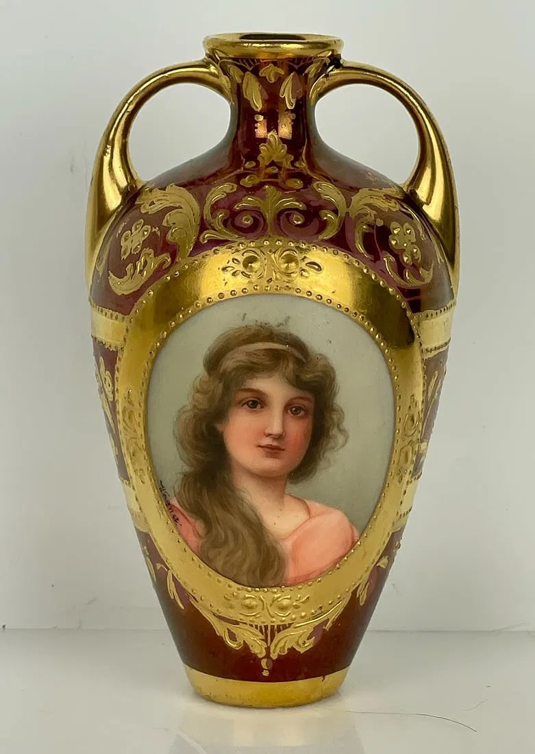 19TH C. MINIATURE ROYAL VIENNA VASE SIGNED WAGNER: Measures 4.5 inches h. In excellent condition. Estimate $300-400