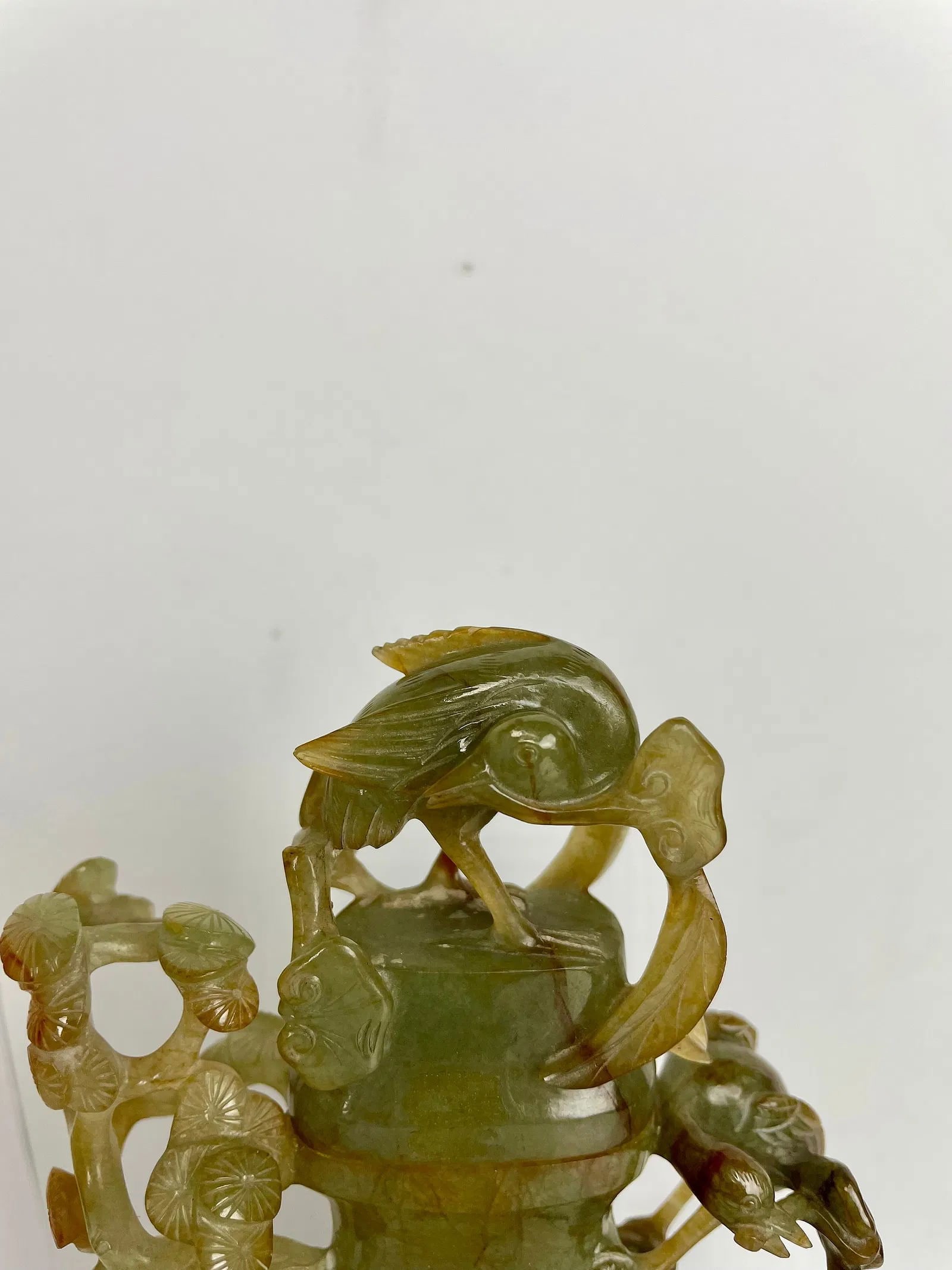 CHINESE JADE VESSLE - 3