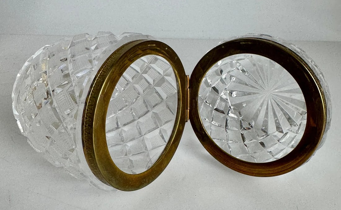 ORMOLU MOUNTED BACCARAT CRYSTAL BOX - 3