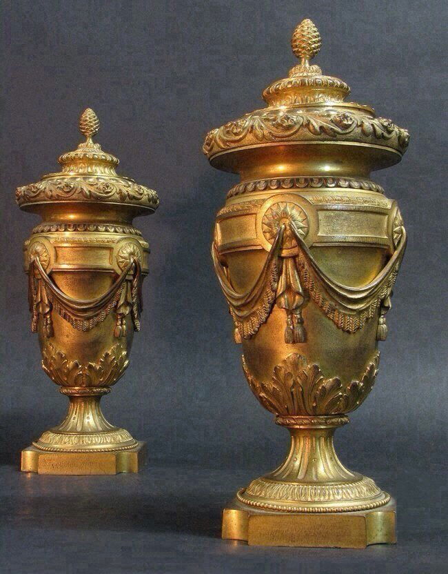 PAIR OF 19TH CENTURY DORE BRONZE VASES (1 of 2)