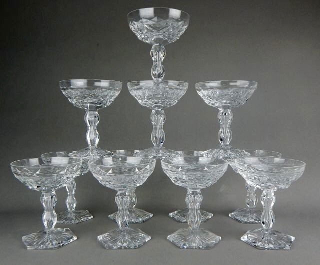 12 VAL ST LAMBERT CHAMPAGNE GLASSES (1 of 4)