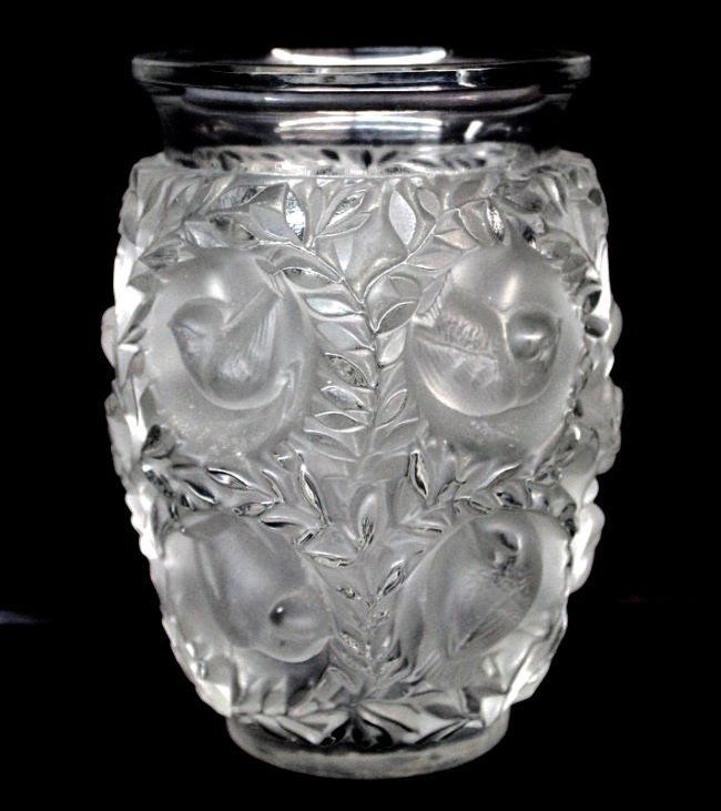 LALIQUE BAGATELLE VASE (1 of 3)