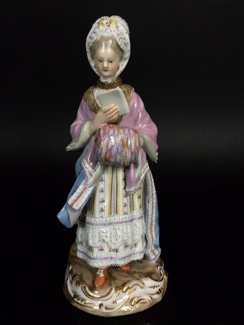 19TH CENTURY MEISSEN FIGURE (1 of 4)