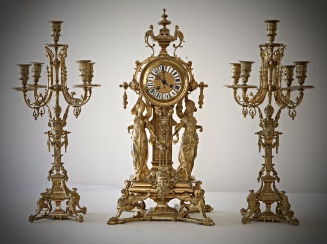 A 19TH CENTURY GILT. BRONZE FIGURAL CLOCK SET (1 of 1)