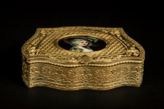 19TH CENTURY DORE BRONZE & LIMOGES ENAMEL BOX (1 of 3)