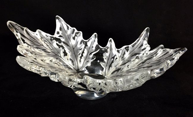 LALIQUE CRYSTAL CENTER BOWL "LE CHAMPS-ELYSEES" (1 of 2)