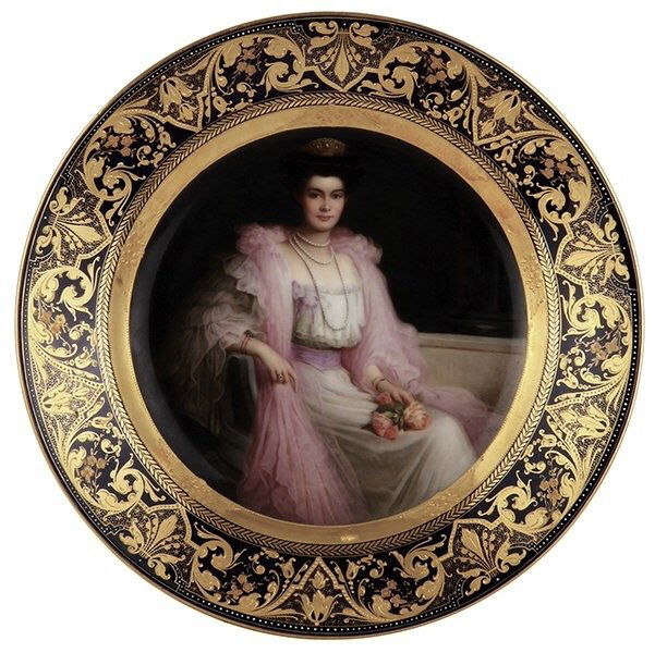 19TH CENTURY ROYAL VIENNA PLATE (1 of 1)