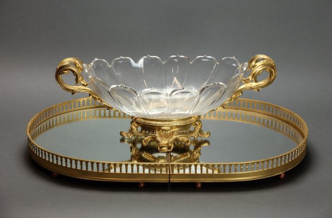 A LARGE ORMOLU MOUNTED BACCARAT GLASS CENTEPIECE (1 of 3)