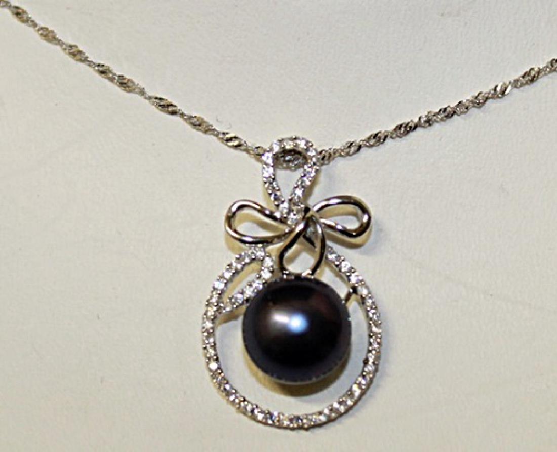 Beautiful Baroque Black Pearl Necklace: Beautiful Baroque Pearl Necklace