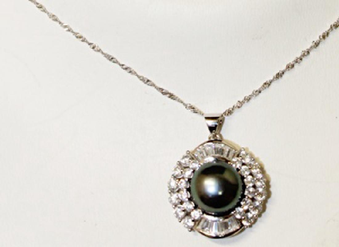 Beautiful Baroque Black Pearl Necklace: Beautiful Baroque Pearl Necklace