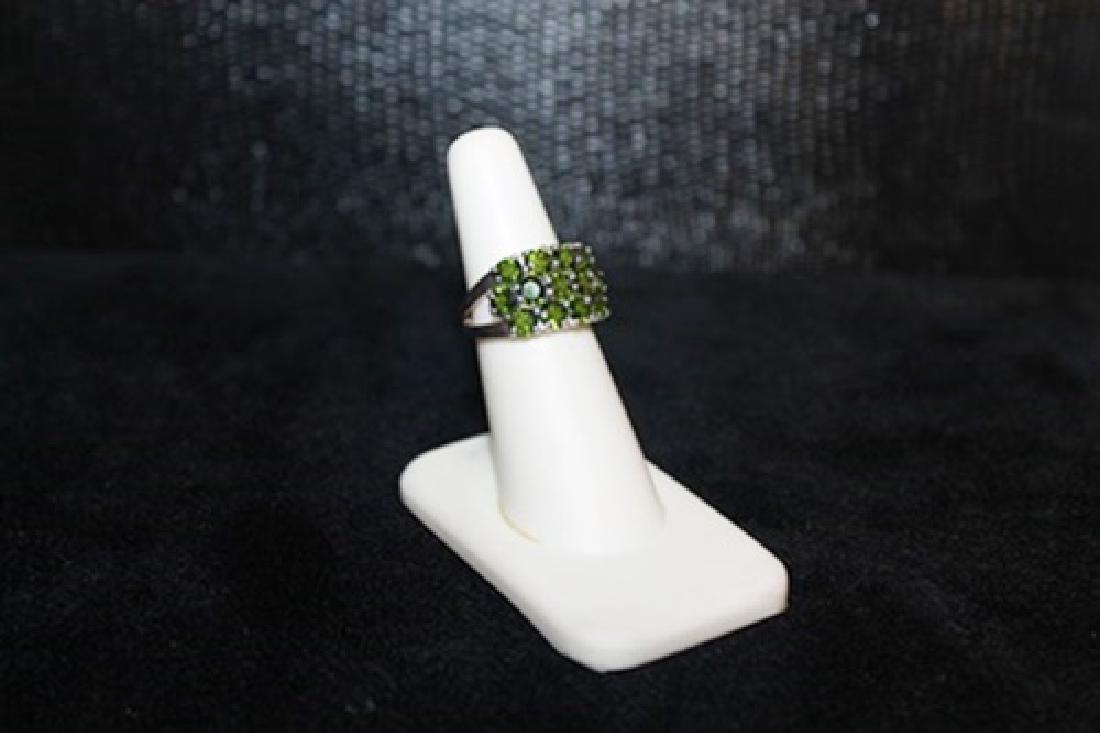 Very Fancy Russian Chrome Diopside Ring. (298J): Very Fancy Russian Chrome Diopside Ring. Russian Chrome Diopside approx. 4cts.