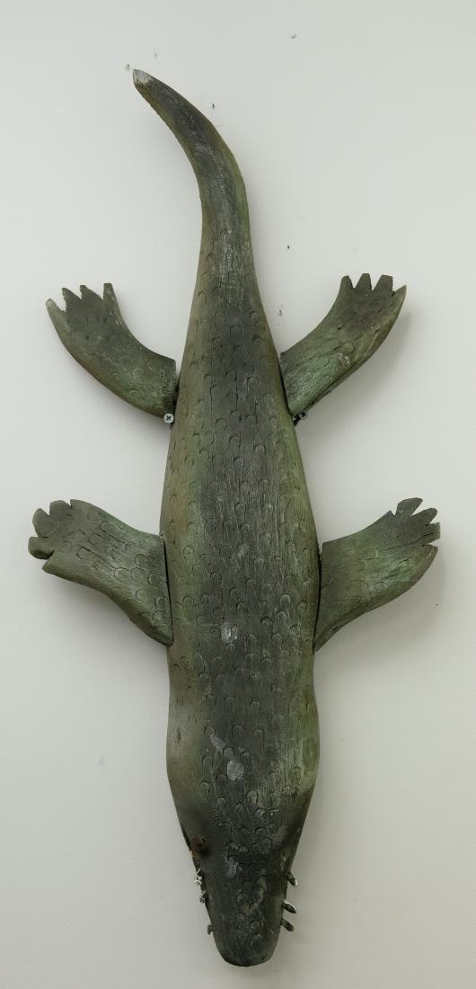 Mid Century Alligator Carving (1 of 1)