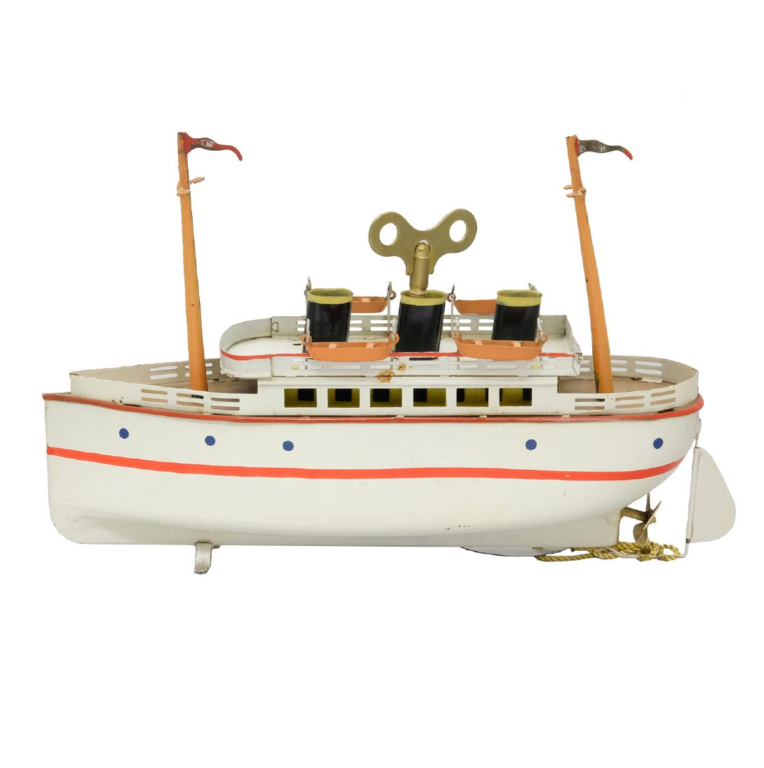 Three Funnel Liner (1 of 1)