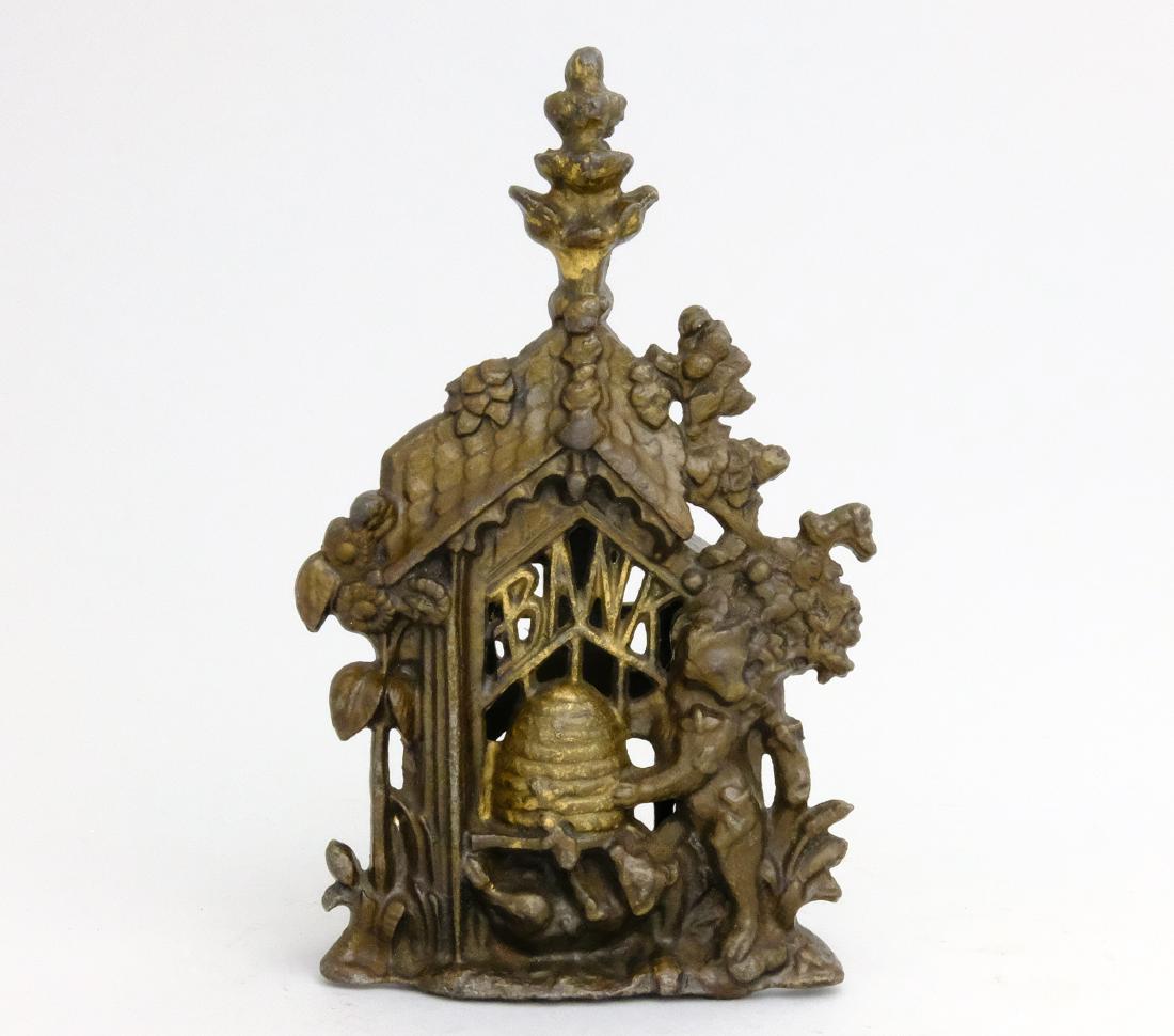 Bear Stealing Honey (1 of 1)