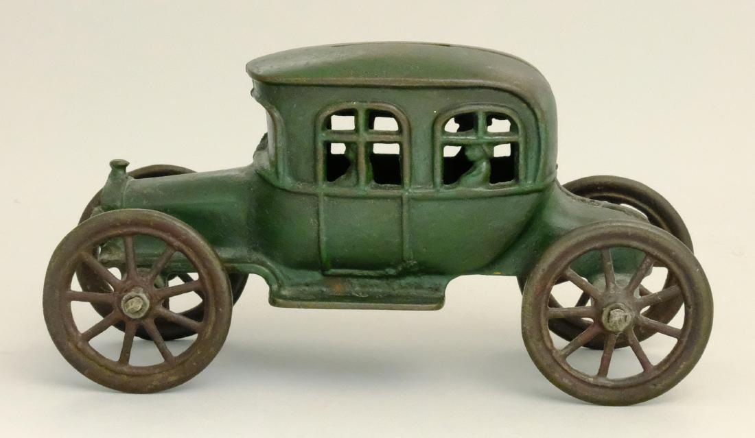 Auto (4 Passengers) - Green: A. C. Williams Ravenna, OH - 1915 Material: Cast Iron