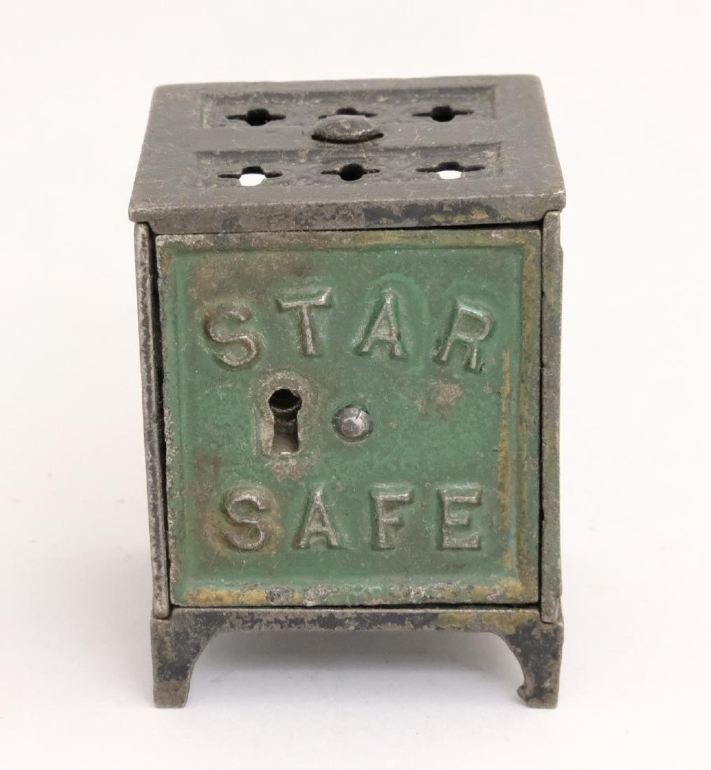 Star Safe: Kyser & Rex Philadelphia - 1885 This is a cute, seldom seen diminutive safe. Material: Cast Iron