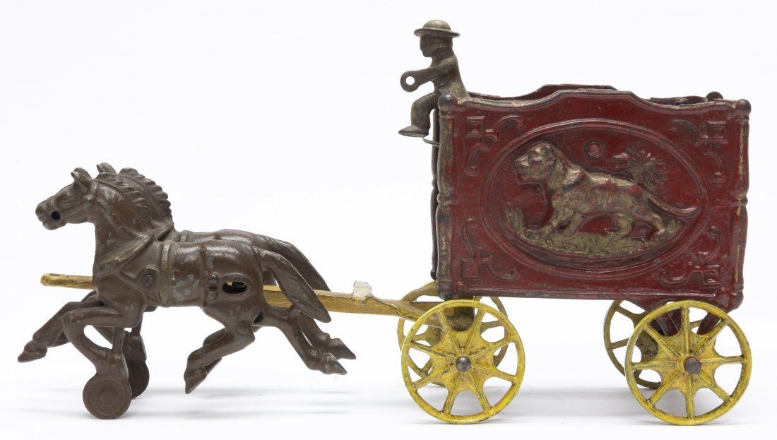 Royal Circus Closed Lion Cage Wagon (1 of 1)