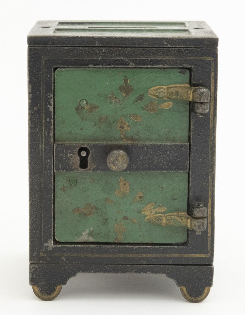 Stenciled Door Safe Iron Bank (1 of 2)