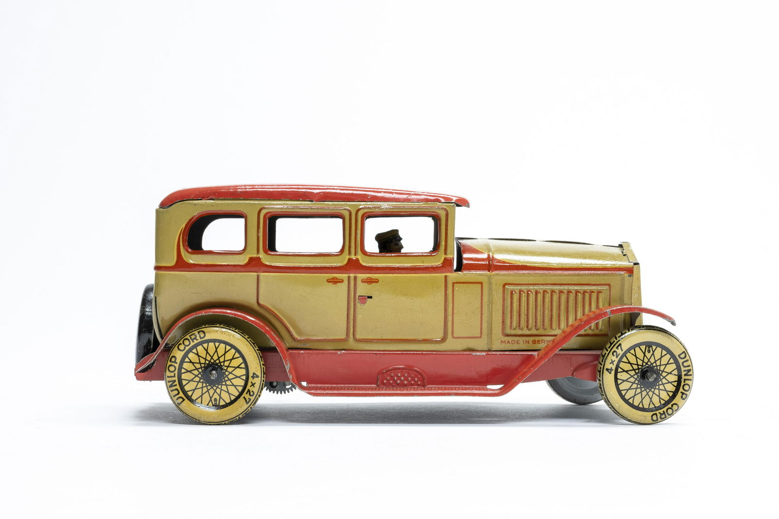 Tipp & Co. Sedan - 8 Cylinder (1 of 6)