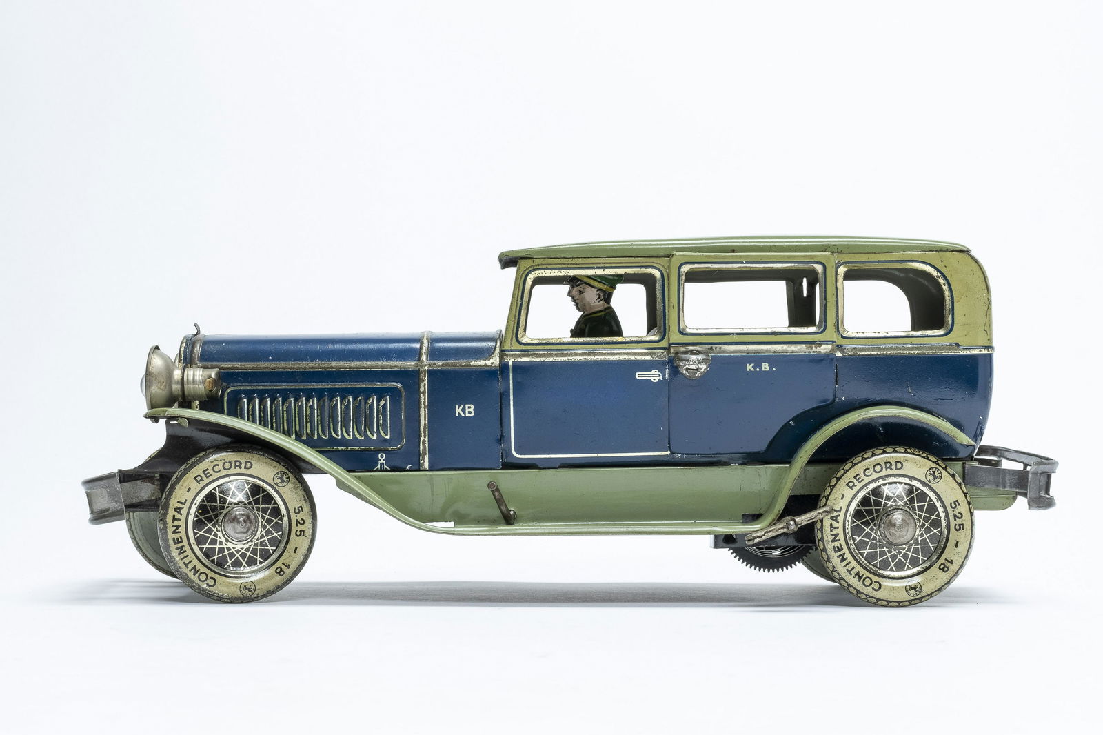 Karl Bub Sedan (1 of 6)