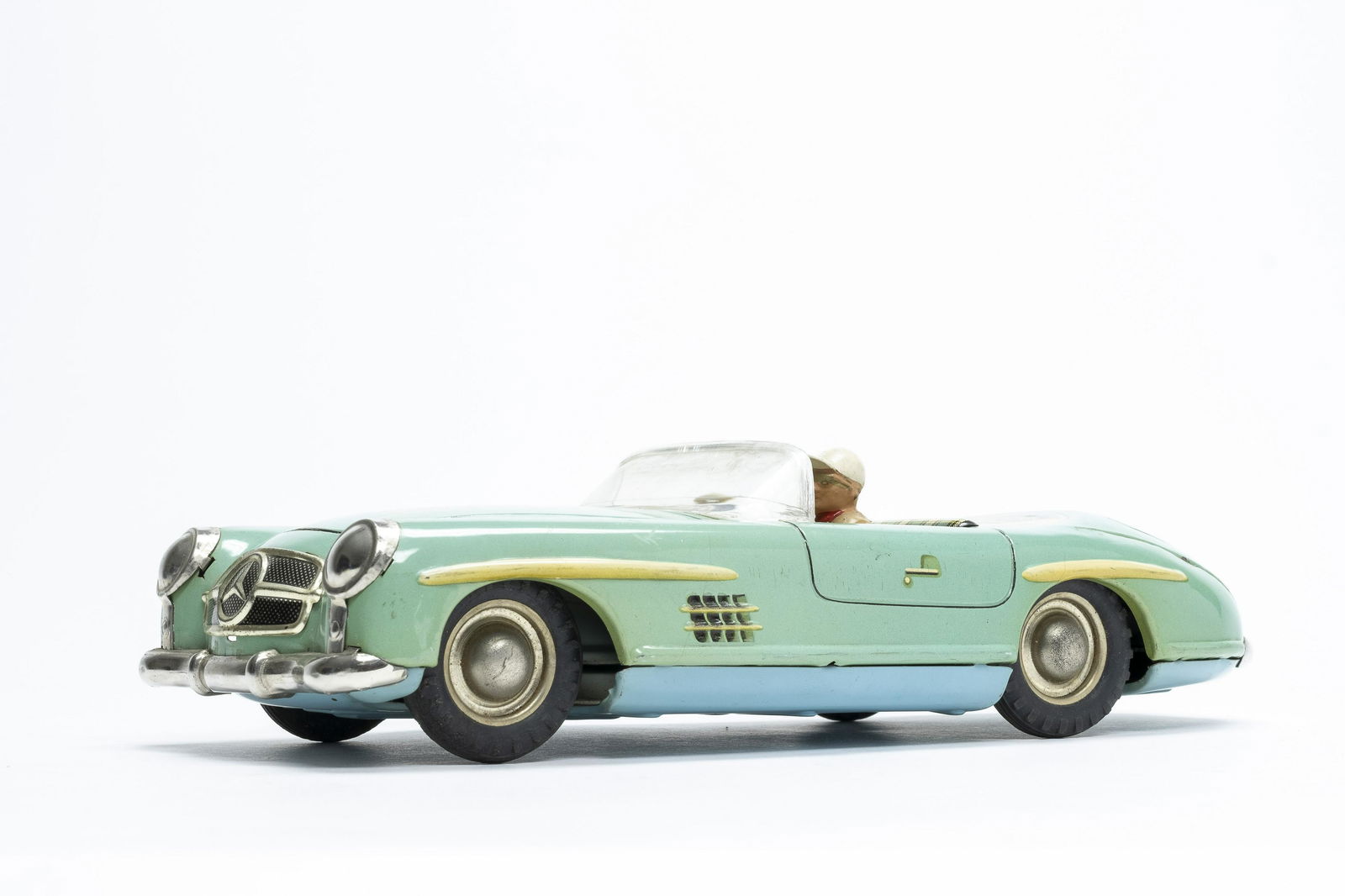 Tipp & Co. Mercedes 190SL Coupe (1 of 6)