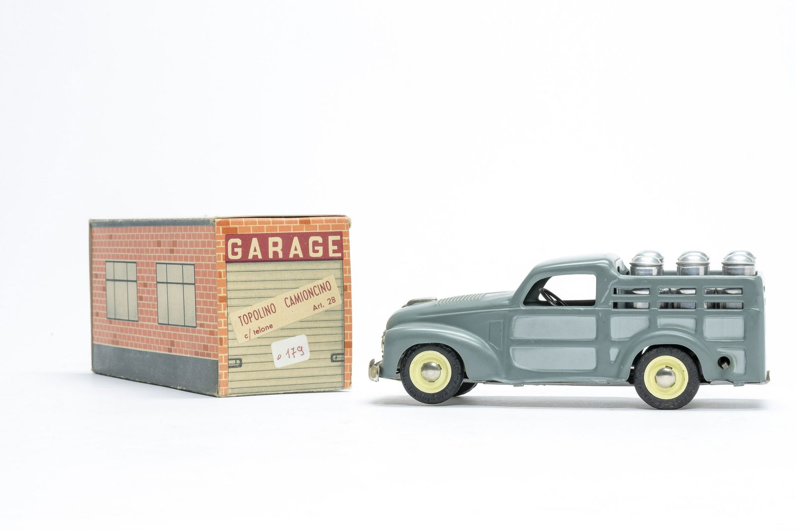 Marchesini Topolino Milk Truck with Box (1 of 6)