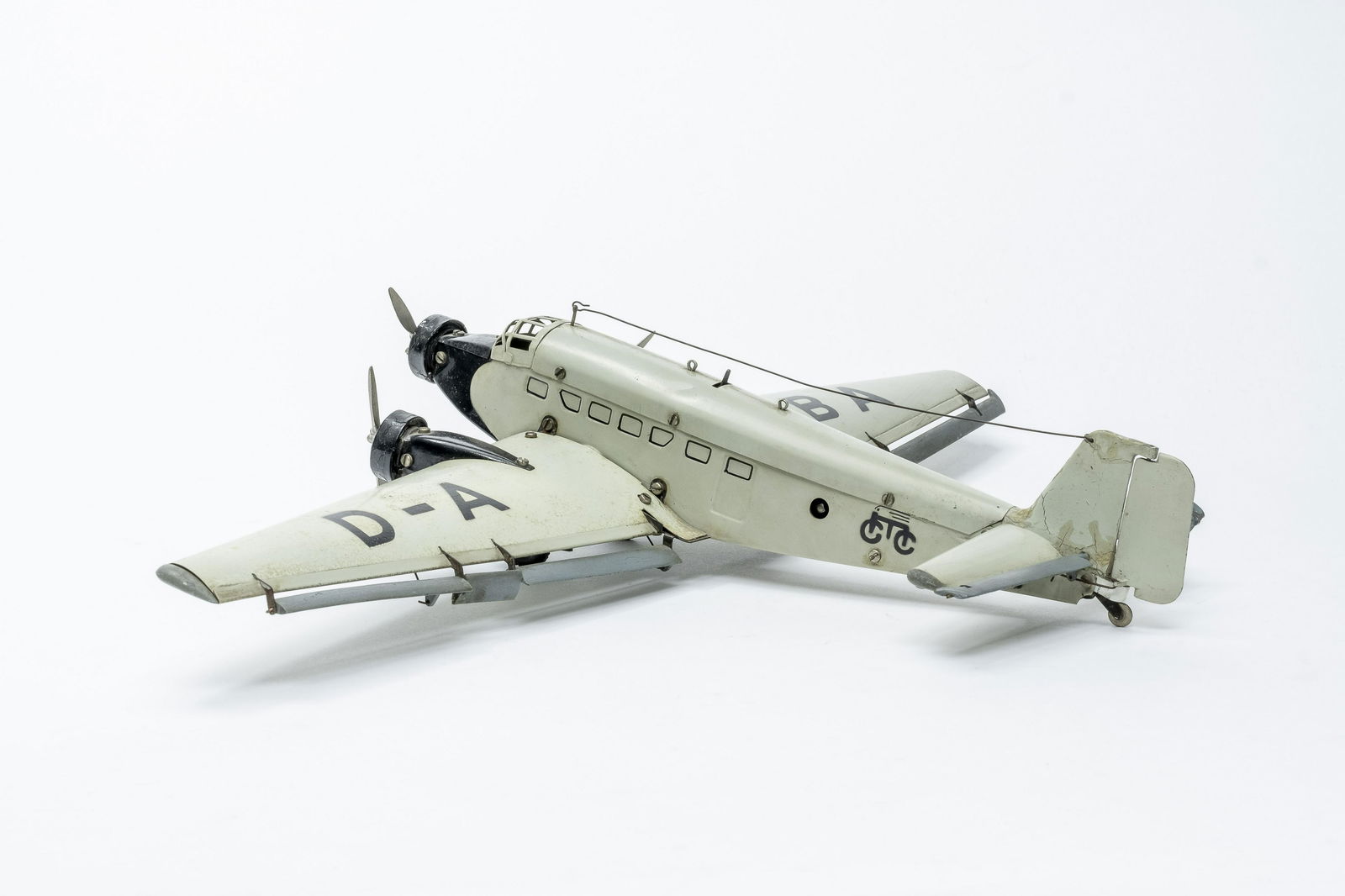 Marklin Kit Airplane (1 of 3)