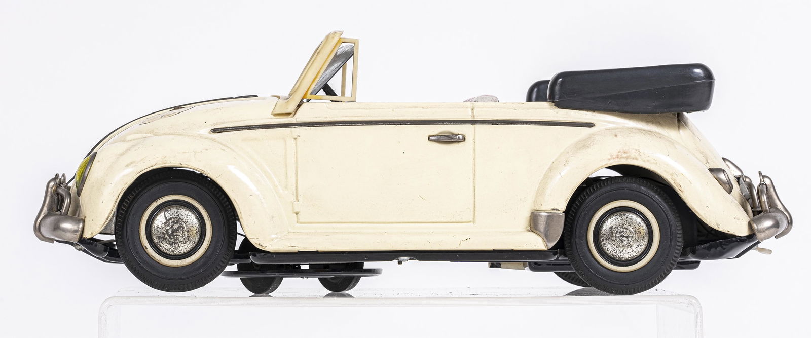 Volkswagen Convertible Battery Op Toy (1 of 6)