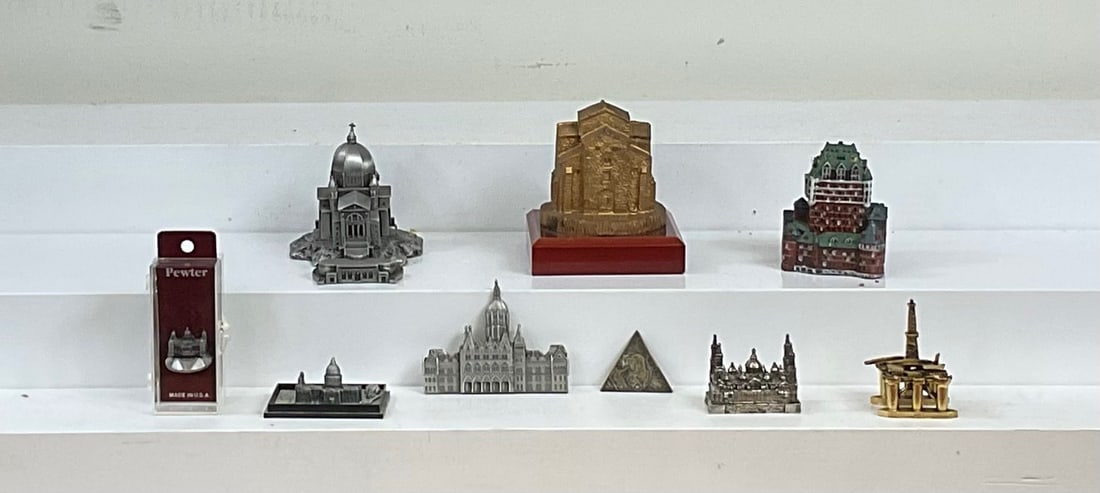 Assorted Souvenirs of the World: most churches (9 total) (1 of 2)