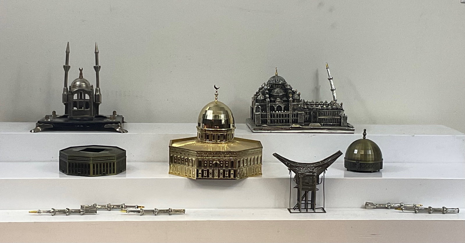 Turkish Souvenirs (5 total): Turkish - 1930's - 1990's 4" - 6 1/2" tall