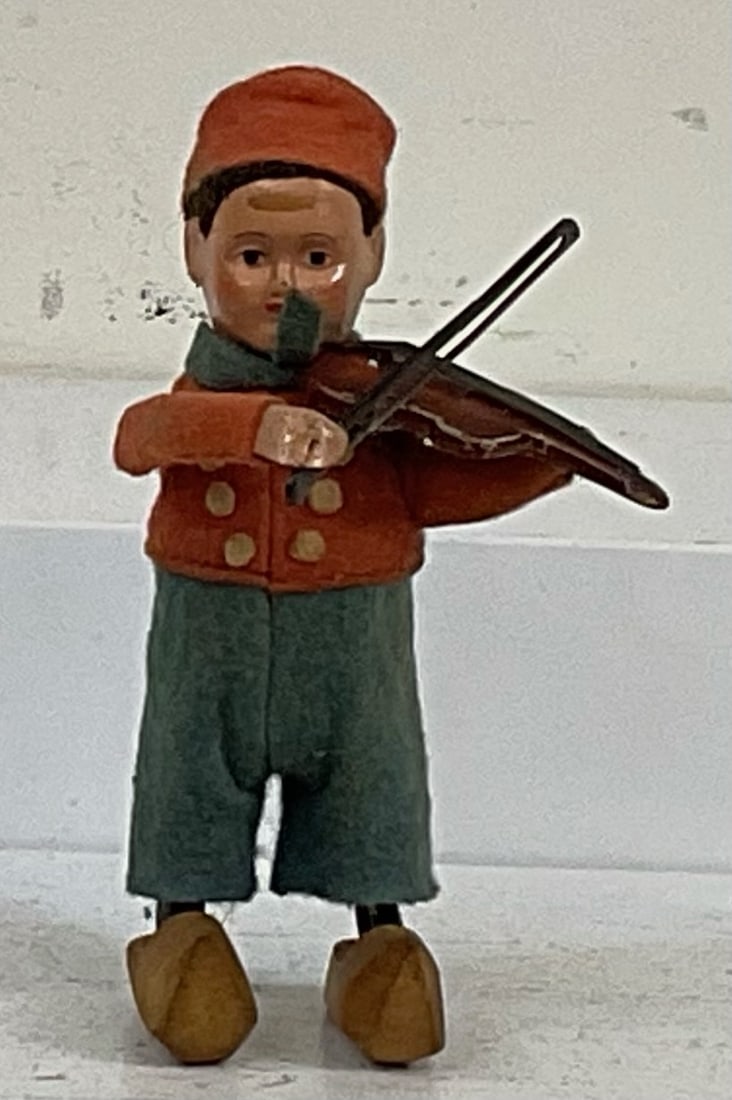 Dutch Boy Violinist (1 of 2)