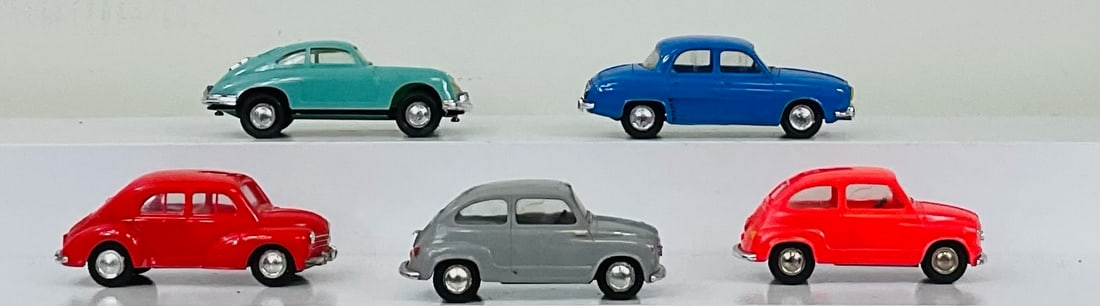 Five Plastic Cars (Friction/Windup) (1 of 2)