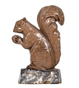 Squirrel Holding Nut - Cast Iron Doorstop
