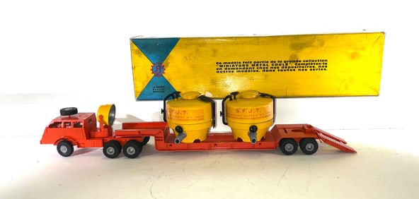 Cement Vat Tractor Trailer (P4)