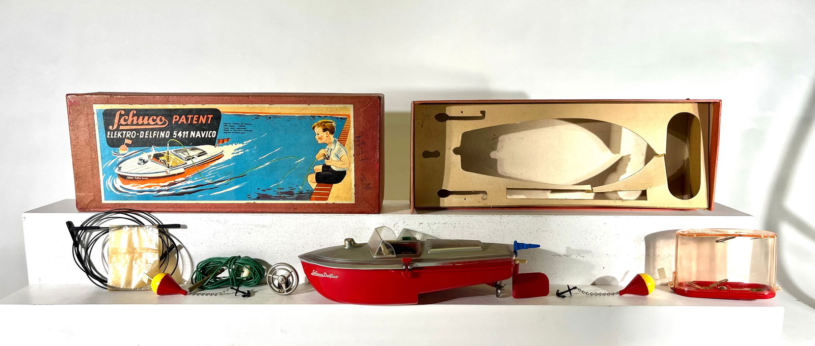 Schuco "Navico" Boat #3411 (1 of 2)