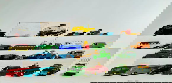 Large Group of Tinplate Rubber & Diecast