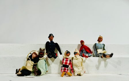 Marionette Figures with Theatre (7)