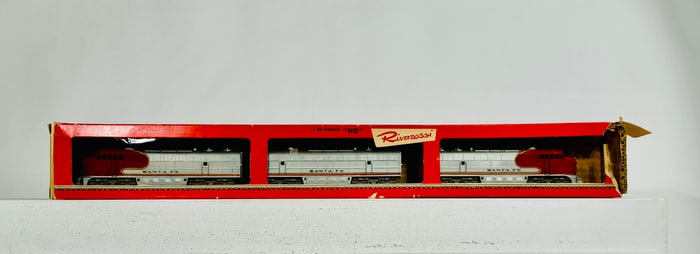 HO Santa FE ABA Train